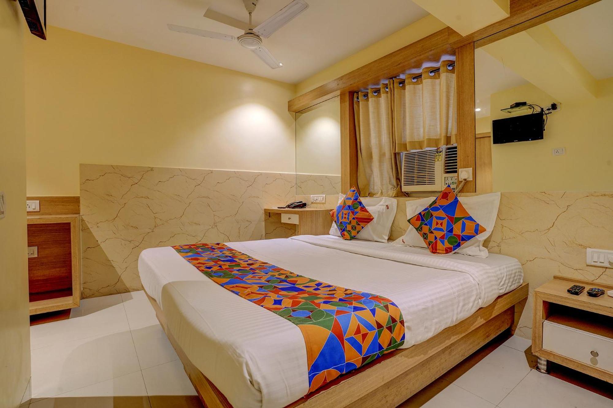 Fabhotel Starwood Residency - Behind Bmw Car Showroom Navi Mumbai Bagian luar foto