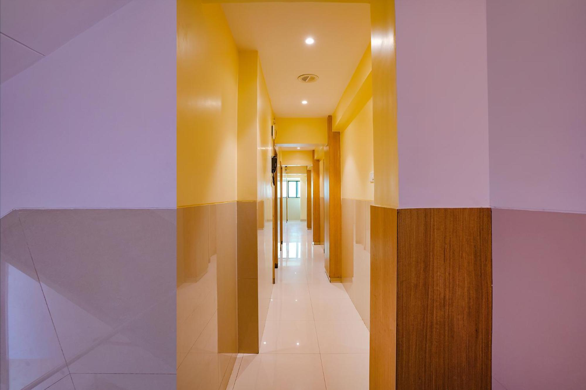 Fabhotel Starwood Residency - Behind Bmw Car Showroom Navi Mumbai Bagian luar foto