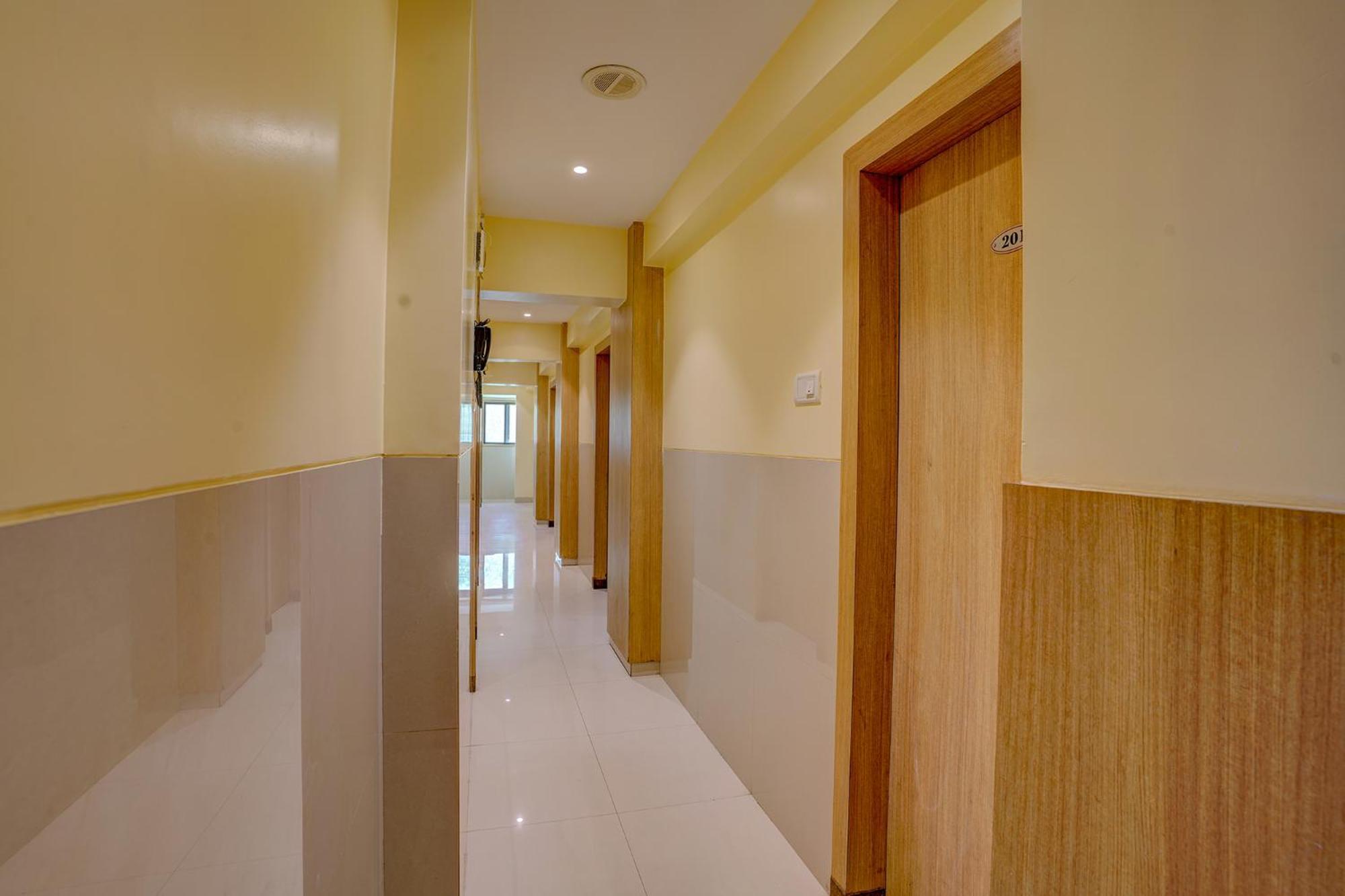 Fabhotel Starwood Residency - Behind Bmw Car Showroom Navi Mumbai Bagian luar foto